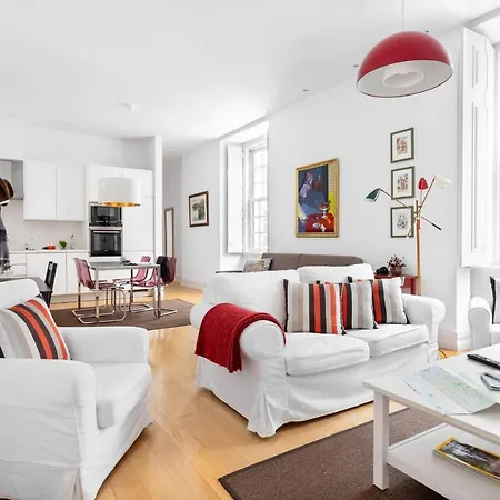 Chiado By Courtesy Morning Апартаменты